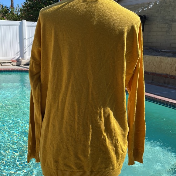 Yellow Mustard Sweater - Picture 6 of 10